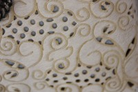 /album/fotogaleria-clutch-creek-crude1/bandolera-potro-troquelada-crude-detalle-jpg/